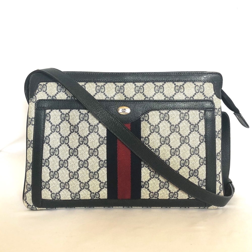 ❌SOLD❌GUCCI VINTAGE GG SUPREM SHOULDER BAG